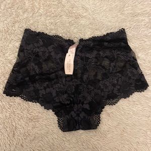 NWT Victoria’s Secret Lace Boyshort Panty